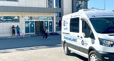 Sokak ortasında defalarca bıçaklanarak öldürülen yaşlı adamın cenazesi alındı