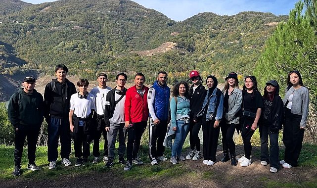 SUBÜ öğrencileri Yuvacık'ta doğa yürüyüşü yaptı