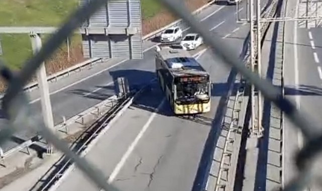 Sultangazi'de yanlış yola giren İETT otobüsü trafiği tehlikeye attı, o anlar kamerada