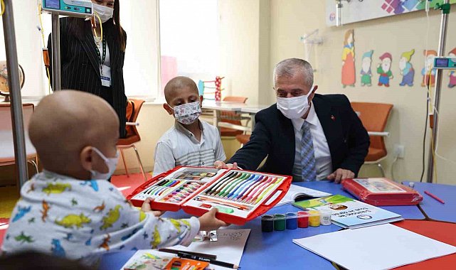 Tahmazoğlu'ndan lösemili çocuklara moral