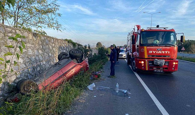 Takla atan otomobilde 2 kişi yaralandı