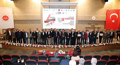 Talas'ta şiirin ve kardeşliğin gecesi