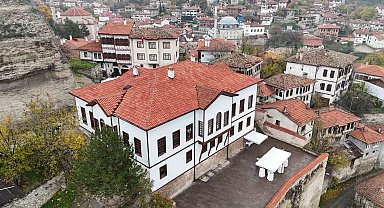 Tarihi rüştiye binası "Kalealtı Eğitim ve Kent Tarihi Müzesi"ne dönüştü