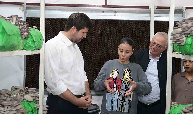 Tarsus'ta istiridye mantarı kursunda ilk hasat sevinci