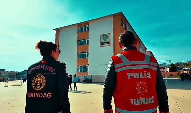 Tekirdağ'da polis ekiplerinden okullarda geniş çaplı denetim