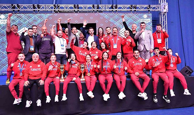 U23 Avrupa Boks Şampiyonası'nda millilerden tarihi zafer