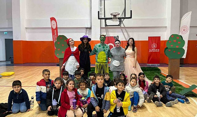 Ula Anaokulu öğrencileri "Kayıp Masallar Kitabı" ile sanatla buluştu