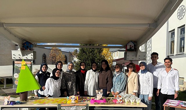 Üniversite öğrencilerinden 'Bir Kap Su, Bir Kap Sevgi' farkındalık etkinliği