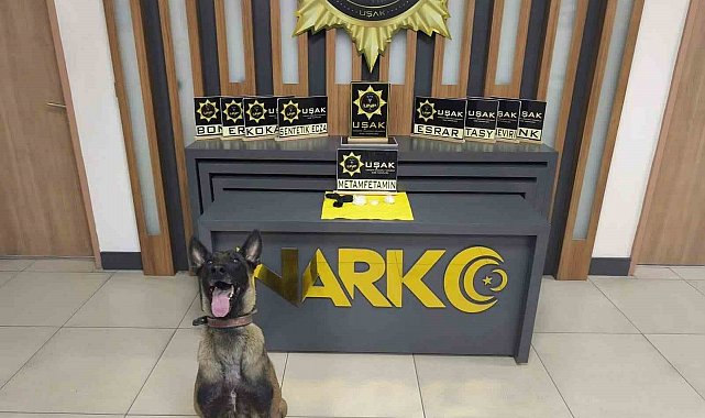 Uşak'ta otomobillerde uyuşturucu ele geçirildi