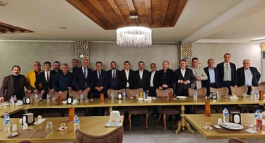 Uzundere ve Tortum'da yatırım fırsatları masaya yatırıldı