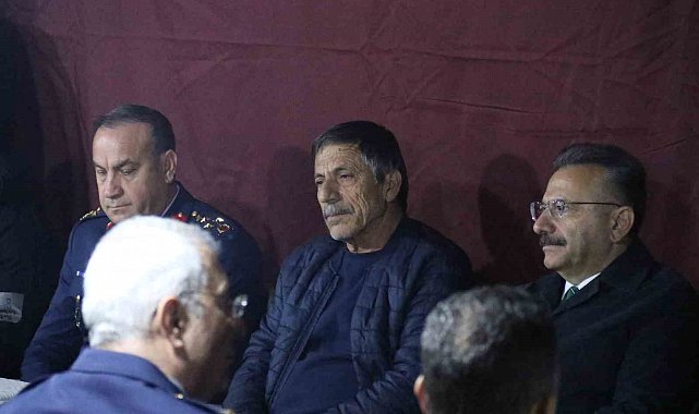 Vali Aksoy, şehit Üsteğmen Emre Mercan'ın baba ocağını ziyaret etti