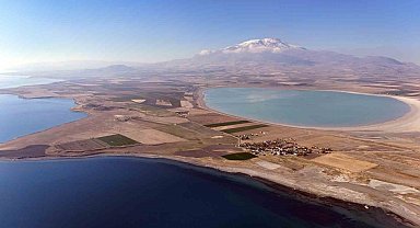 Van Gölü, Arin Gölü ve Süphan Dağı aynı kadrajda görüntülendi