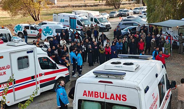 Van'da sağlık yöneticileri afet farkındalık kampında buluştu