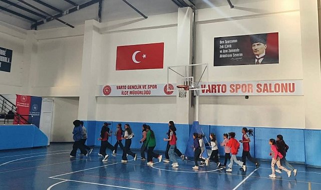 Varto'da voleybol kursuna yoğun ilgi