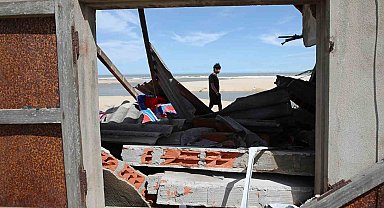Vietnam'ı vuran Kalmaegi Tayfunu'nda 5 kişi hayatını kaybetti