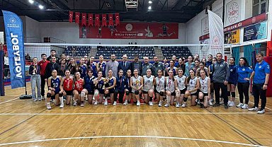 Voleybolda şampiyon belli oldu