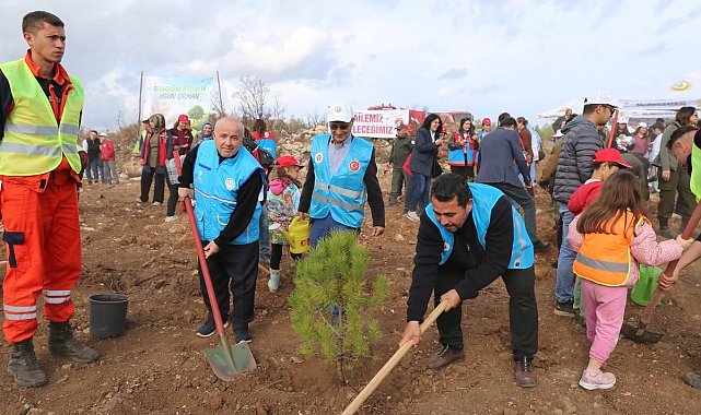 Yatağan'da fidanlar geleceğe nefes oldu
