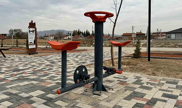 Yeni açılan park vandalların hedefi oldu