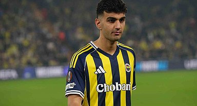 Yiğit Efe Demir, maça devam edemedi