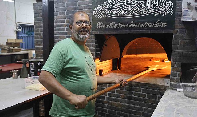 Yılların ustasının deprem anında canından önce fırın küreğini düşündüğü anlar kamerada