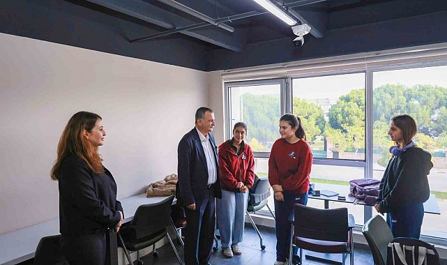 Yunusemre'den 10 Kasım'da gençlere 'Nutuk' hediyesi