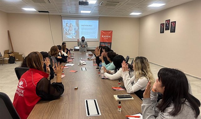 Yurtta kalan öğrencilere bilgilendirmede bulunuldu