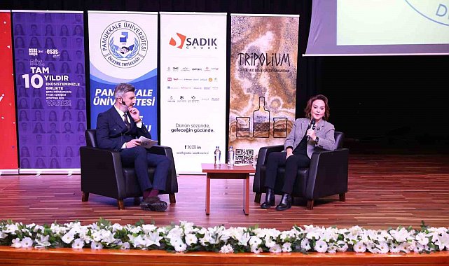 11. Girişimcilik ve Liderlik Programı iş dünyasının profesyonellerini gençlerle buluşturdu