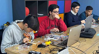 'Deneyap Teknoloji Atölyesi'nde çalışmalar sürüyor