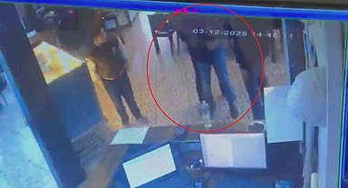 'Ölüyorum' diye bağıran müşteriyi, garsonun heimclich manevrası hayata tutundurdu