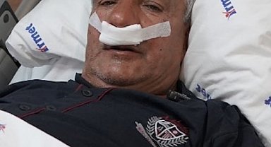 65 yaşındaki adamın burnundan 100 gramlık taş çıkarıldı