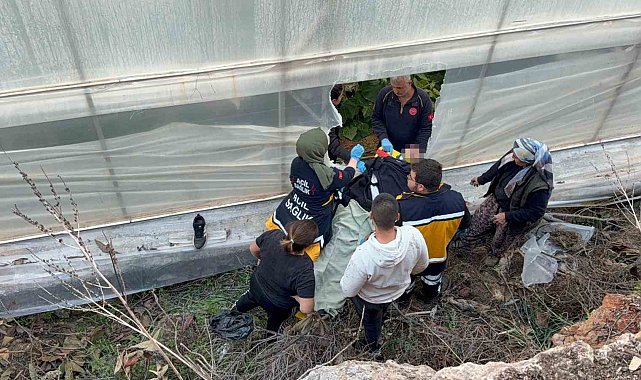 7 metrelik duvardan düşen çiftçi yaralandı