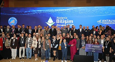 9. Akdeniz Bilişim Zirvesi başladı, geleceğin teknolojisi Antalya'da masaya yatırılıyor