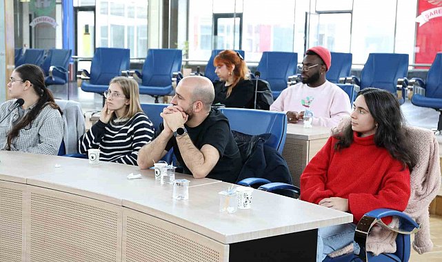 AB'ye üye 13 ülkeden gelen gençler Diyarbakır'ı gezdi