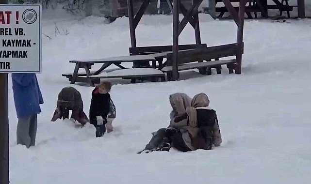 Abant'ta şambrel eğlencesi: Kayak pistine çevirdiler