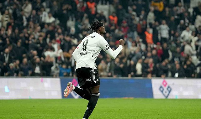 Abraham ligde 6. golünü attı