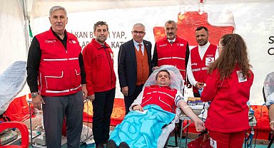 Adana kan bağışında her zaman ilk üçte