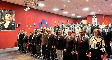 Adana'da kalp ve damar cerrahisi uzmanları güncel yaklaşımları değerlendirdi