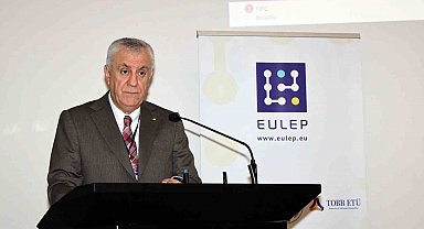 Adana'da mesleki eğitim konferansı