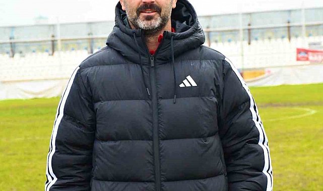 Adem Çak ilk maçından galibiyetle ayrıldı