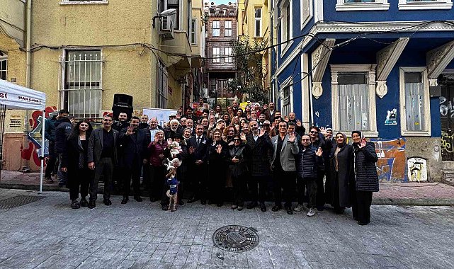 Adile Naşit vefatının 38. yılında Beyoğlu'nda anıldı