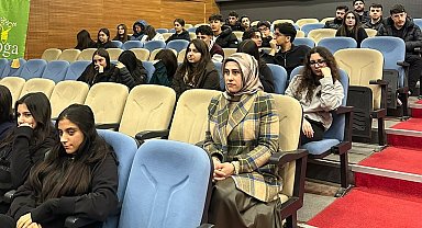 Adıyaman Doğa Koleji mezunlarından öğrencilere yol gösterici söyleşi