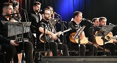 Adliye mensupları, meslektaşlarının konserinde doyasıya eğlendi