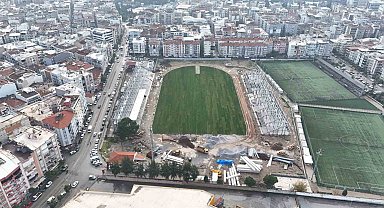 Adnan Menderes Stadyumu'nda çim serildi