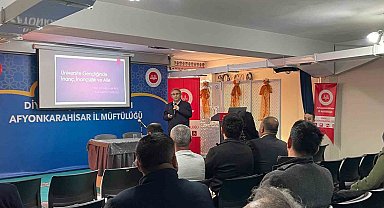 Afyonkarahisar'da 'Üniversite Gençliğinde İnanç ve Aile' semineri