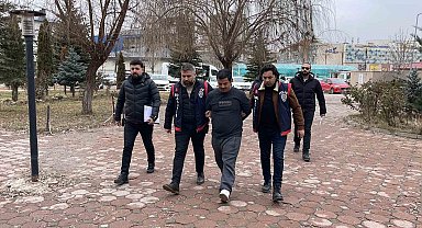 Ağabeyini öldüren cinayet zanlısı adliyeye sevk edildi