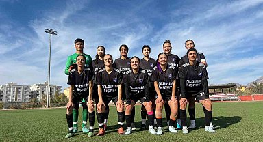 Ağrı Kadın Futbol Takımı, Silopi'den 3 puanla döndü