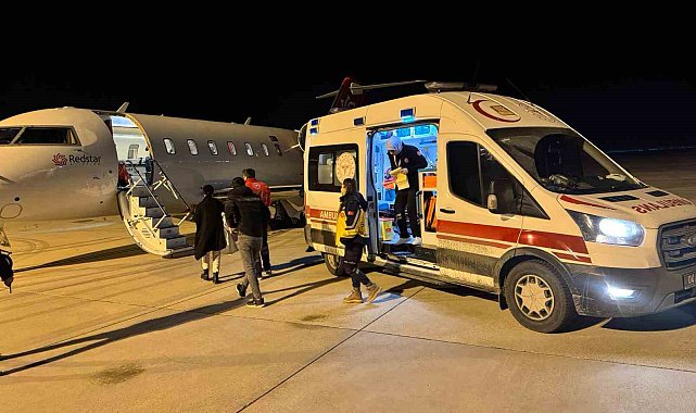 Ağrı'da 2 yaşındaki bebek ambulans uçakla İstanbul'a sevk edildi