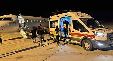 Ağrı'da 2 yaşındaki bebek ambulans uçakla İstanbul'a sevk edildi