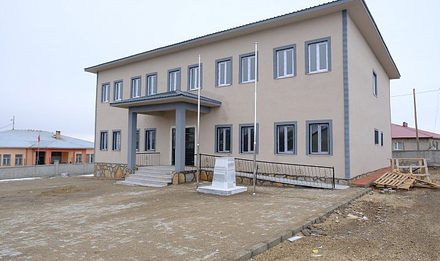 Ağrı'da köy öğrencileri için modern okul yapıldı