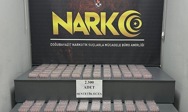 Ağrı'da tırda yüklü miktarda sentetik ecza yakalandı